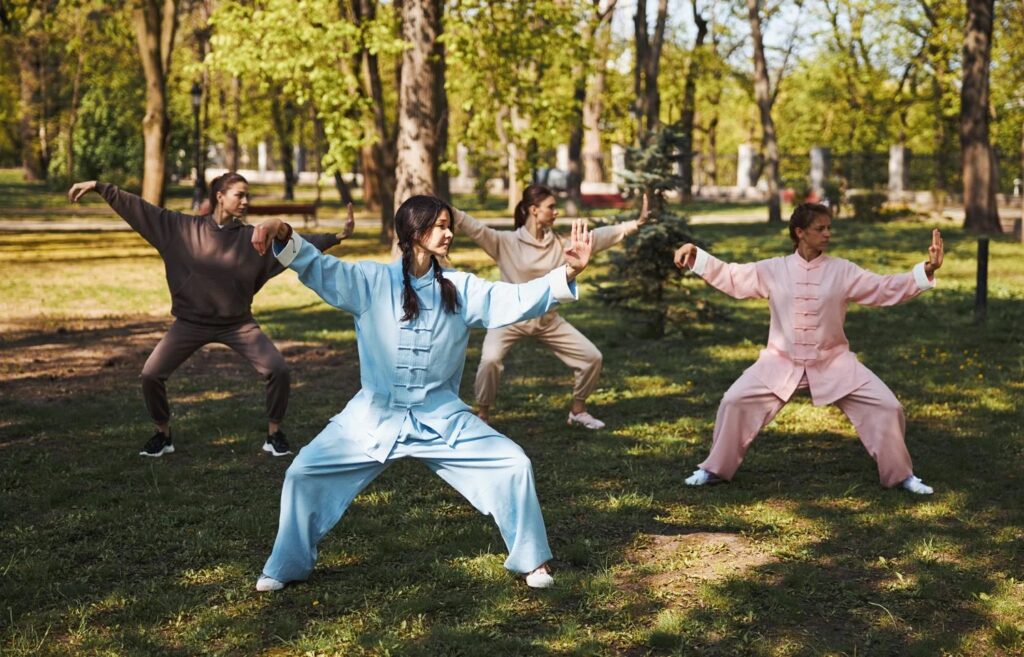 Pratica Tai Chi nel Parco